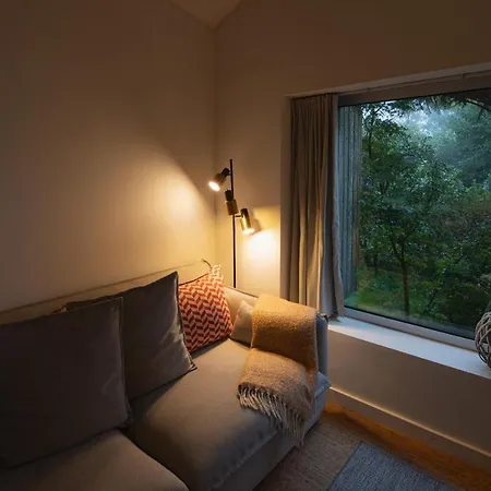 Sete Cidades Lake Lodge *