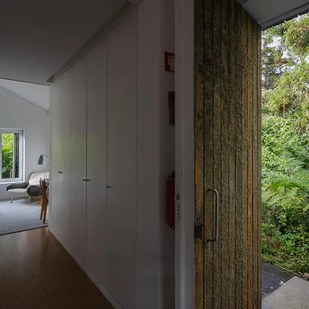 Sete Cidades Lake Lodge * Sete Cidades